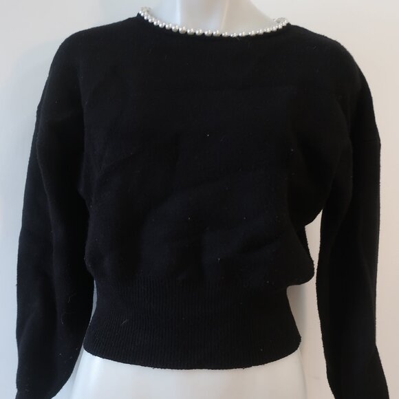NWT Womens Lucy Paris 72 Black Long Sleeve Carlota Pearl Bead Collar Sweater S - Picture 3 of 10